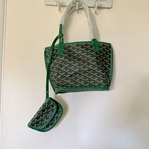 Small Green Tote Bag with Pouch